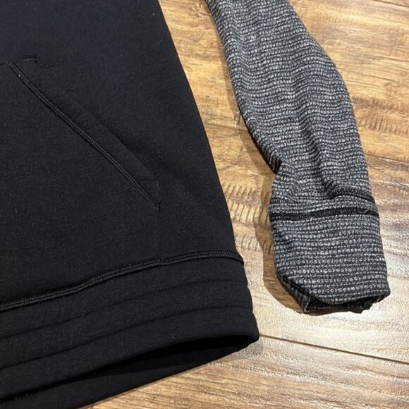 Ivivva black cozy panel neck hoodie grey sleeves - Picture 4 of 11
